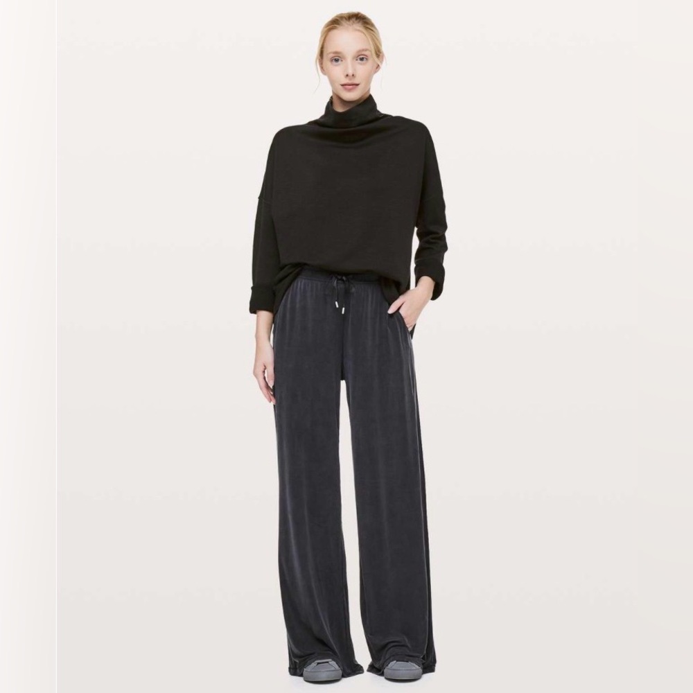 Lululemon Lab Wide-Leg Principal Dancer Pants